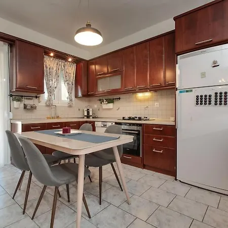 Tommy's Family Apartment Katerini