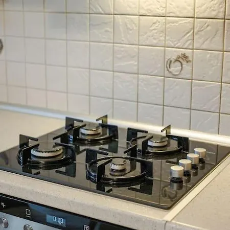 Tommy's Family Apartment
